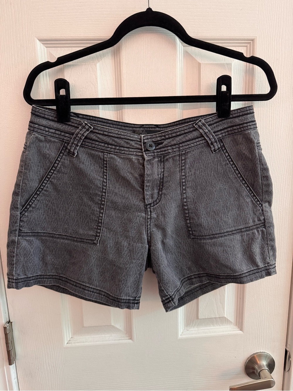 PRANA Tess Women's Gray Printed Utility Shorts Size 6